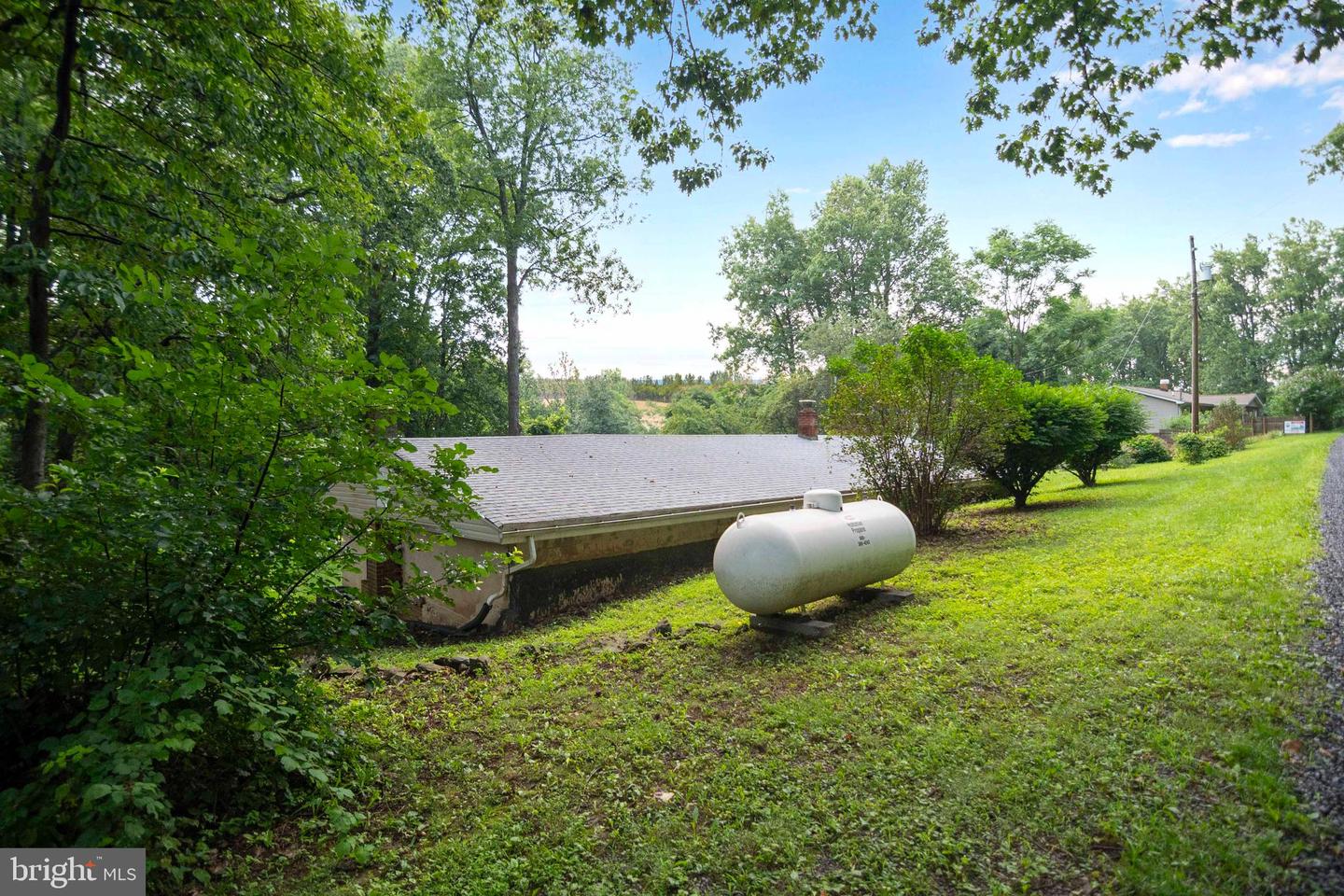 112 HIGHLAND WAY, CHESTER GAP, Virginia 22623, 3 Bedrooms Bedrooms, ,1 BathroomBathrooms,Residential,For sale,112 HIGHLAND WAY,VARP2002192 MLS # VARP2002192