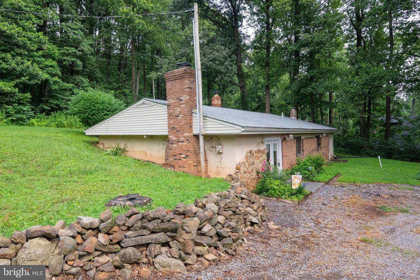 112 HIGHLAND WAY, CHESTER GAP, Virginia 22623, 3 Bedrooms Bedrooms, ,1 BathroomBathrooms,Residential,For sale,112 HIGHLAND WAY,VARP2002192 MLS # VARP2002192