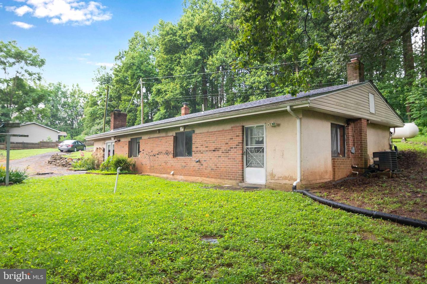 112 HIGHLAND WAY, CHESTER GAP, Virginia 22623, 3 Bedrooms Bedrooms, ,1 BathroomBathrooms,Residential,For sale,112 HIGHLAND WAY,VARP2002192 MLS # VARP2002192