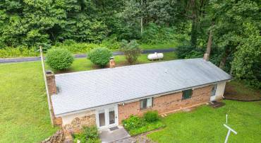 112 HIGHLAND WAY, CHESTER GAP, Virginia 22623, 3 Bedrooms Bedrooms, ,1 BathroomBathrooms,Residential,For sale,112 HIGHLAND WAY,VARP2002192 MLS # VARP2002192