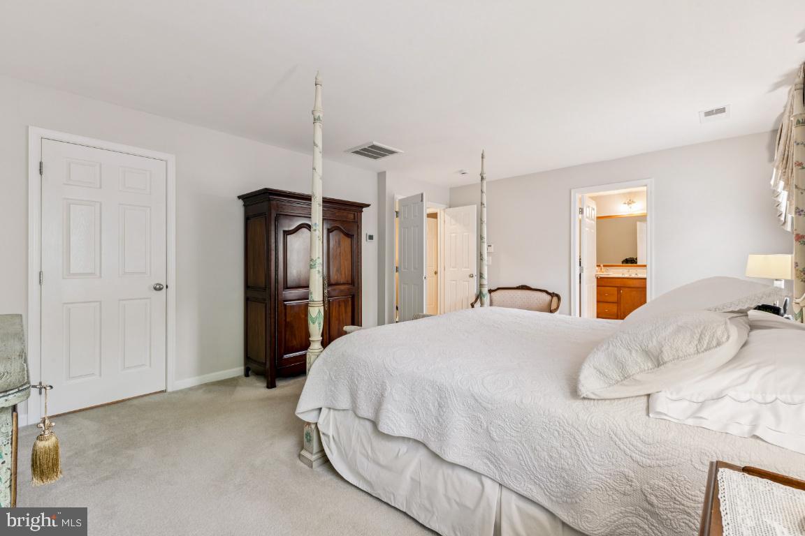 15430 GOSSOMS STORE CT, HAYMARKET, Virginia 20169, 3 Bedrooms Bedrooms, ,3 BathroomsBathrooms,Residential,For sale,15430 GOSSOMS STORE CT,VAPW2099818 MLS # VAPW2099818