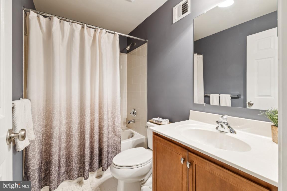 15430 GOSSOMS STORE CT, HAYMARKET, Virginia 20169, 3 Bedrooms Bedrooms, ,3 BathroomsBathrooms,Residential,For sale,15430 GOSSOMS STORE CT,VAPW2099818 MLS # VAPW2099818