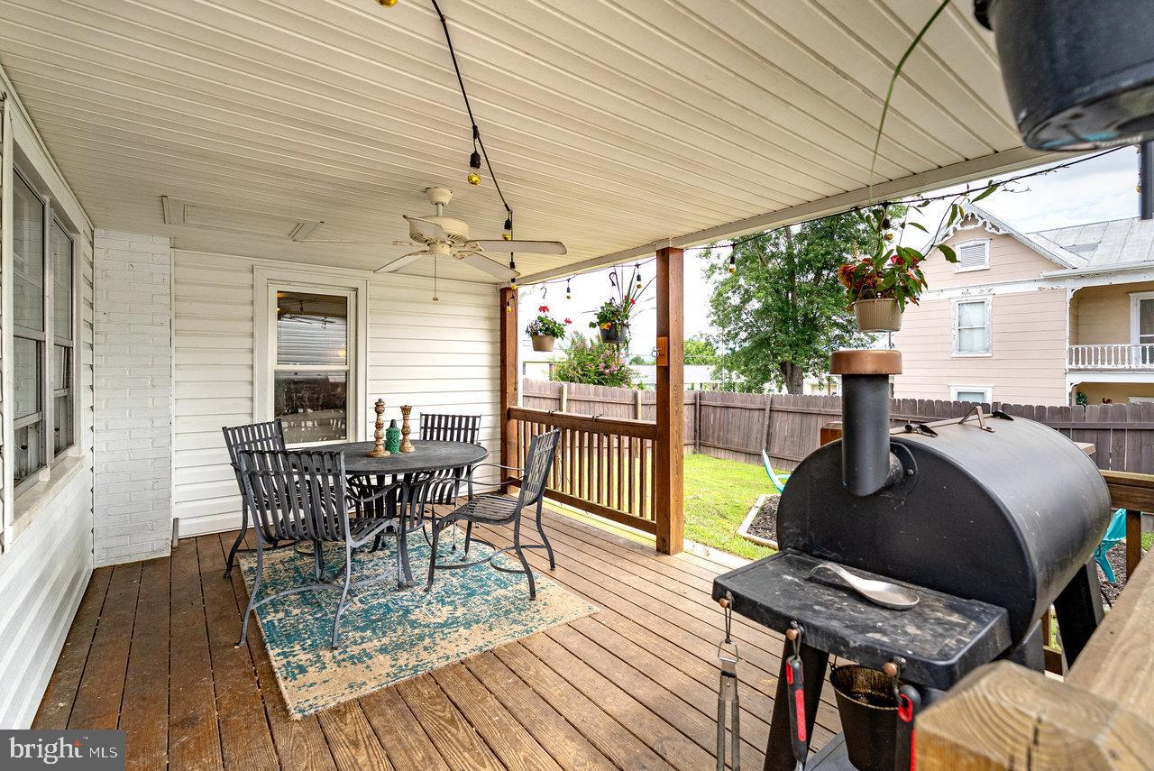 114 SECOND ST, SHENANDOAH, Virginia 22849, 3 Bedrooms Bedrooms, ,1 BathroomBathrooms,Residential,For sale,114 SECOND ST,VAPA2005160 MLS # VAPA2005160