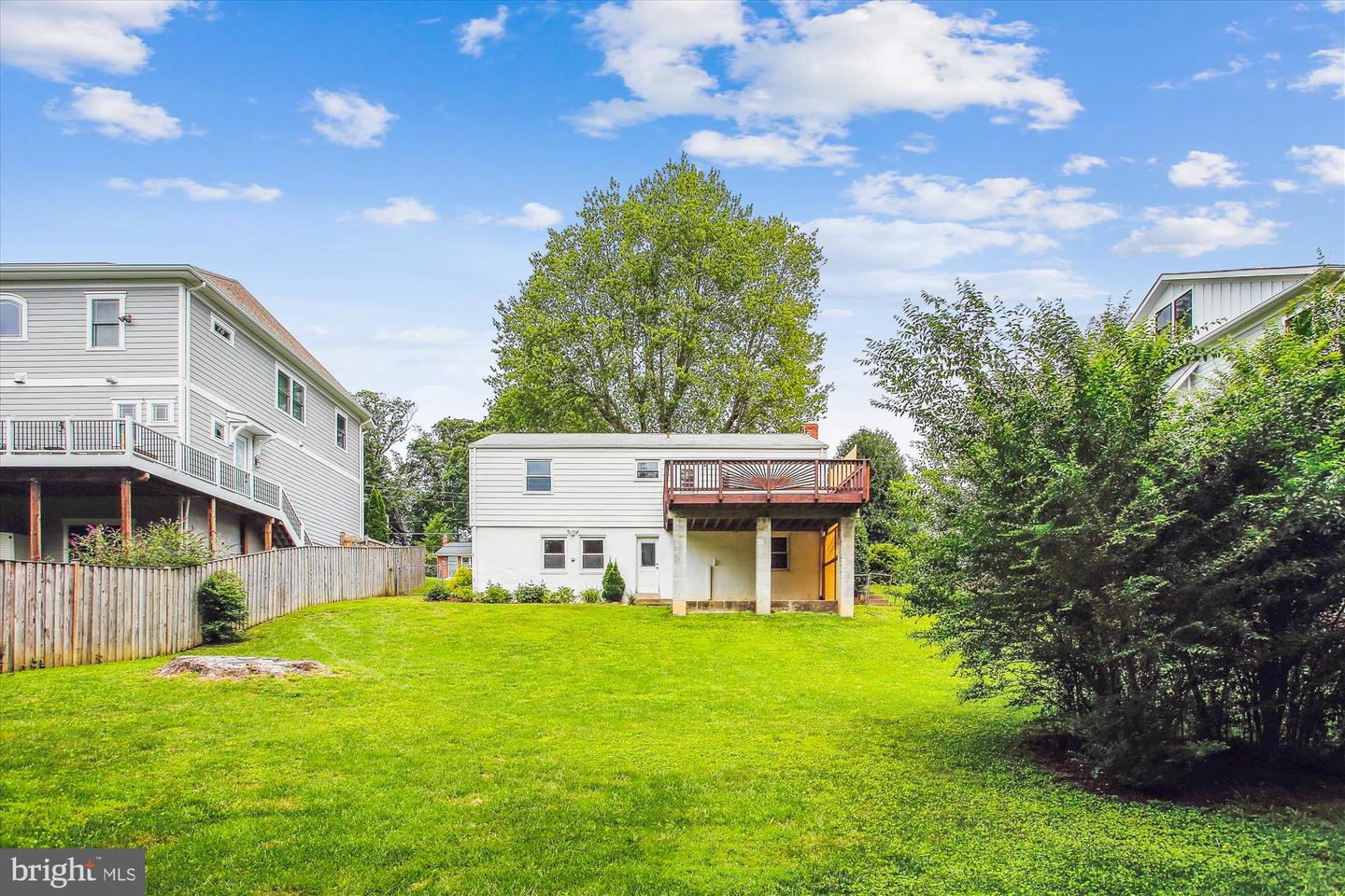 102 MOORE AVE SW, VIENNA, Virginia 22180, 3 Bedrooms Bedrooms, ,2 BathroomsBathrooms,Residential,For sale,102 MOORE AVE SW,VAFX2257376 MLS # VAFX2257376