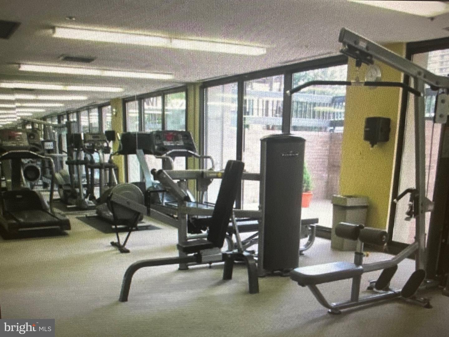 5501 SEMINARY RD #214S, FALLS CHURCH, Virginia 22041, 2 Bedrooms Bedrooms, ,1 BathroomBathrooms,Residential,For sale,5501 SEMINARY RD #214S,VAFX2257548 MLS # VAFX2257548