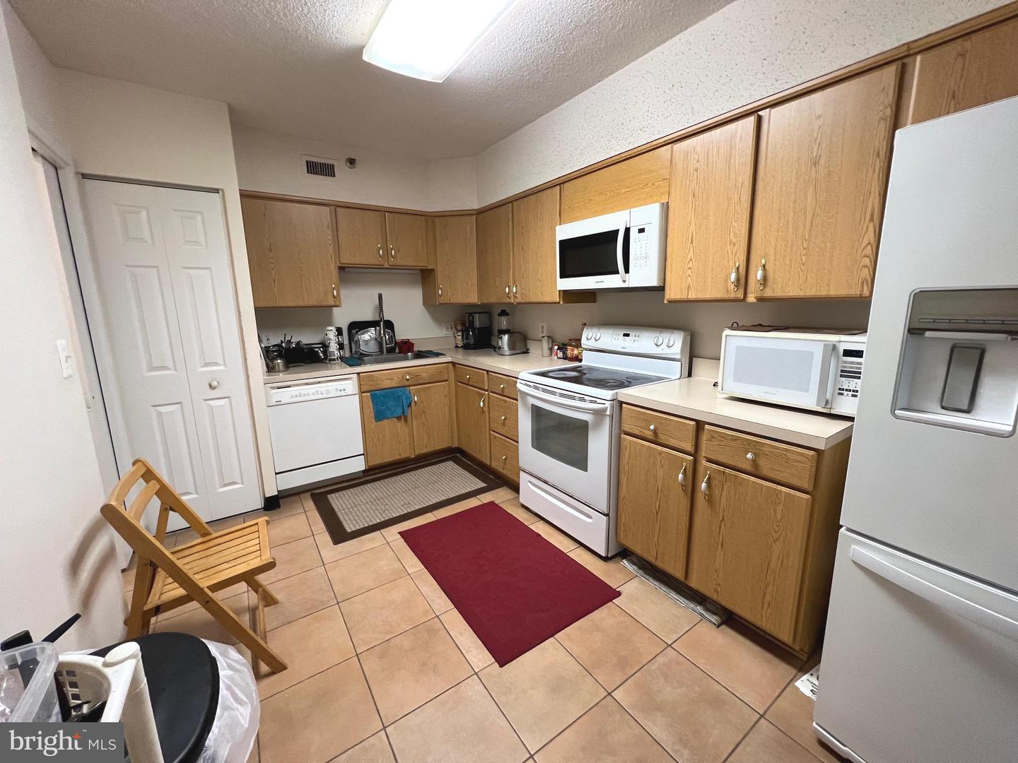 5501 SEMINARY RD #214S, FALLS CHURCH, Virginia 22041, 2 Bedrooms Bedrooms, ,1 BathroomBathrooms,Residential,For sale,5501 SEMINARY RD #214S,VAFX2257548 MLS # VAFX2257548
