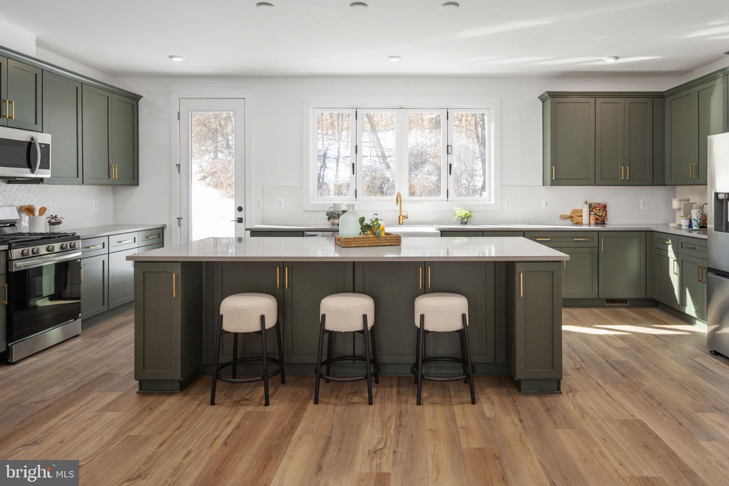 9424 DANDELION DR, LORTON, Virginia 22079, 3 Bedrooms Bedrooms, ,3 BathroomsBathrooms,Residential,For sale,9424 DANDELION DR,VAFX2257550 MLS # VAFX2257550