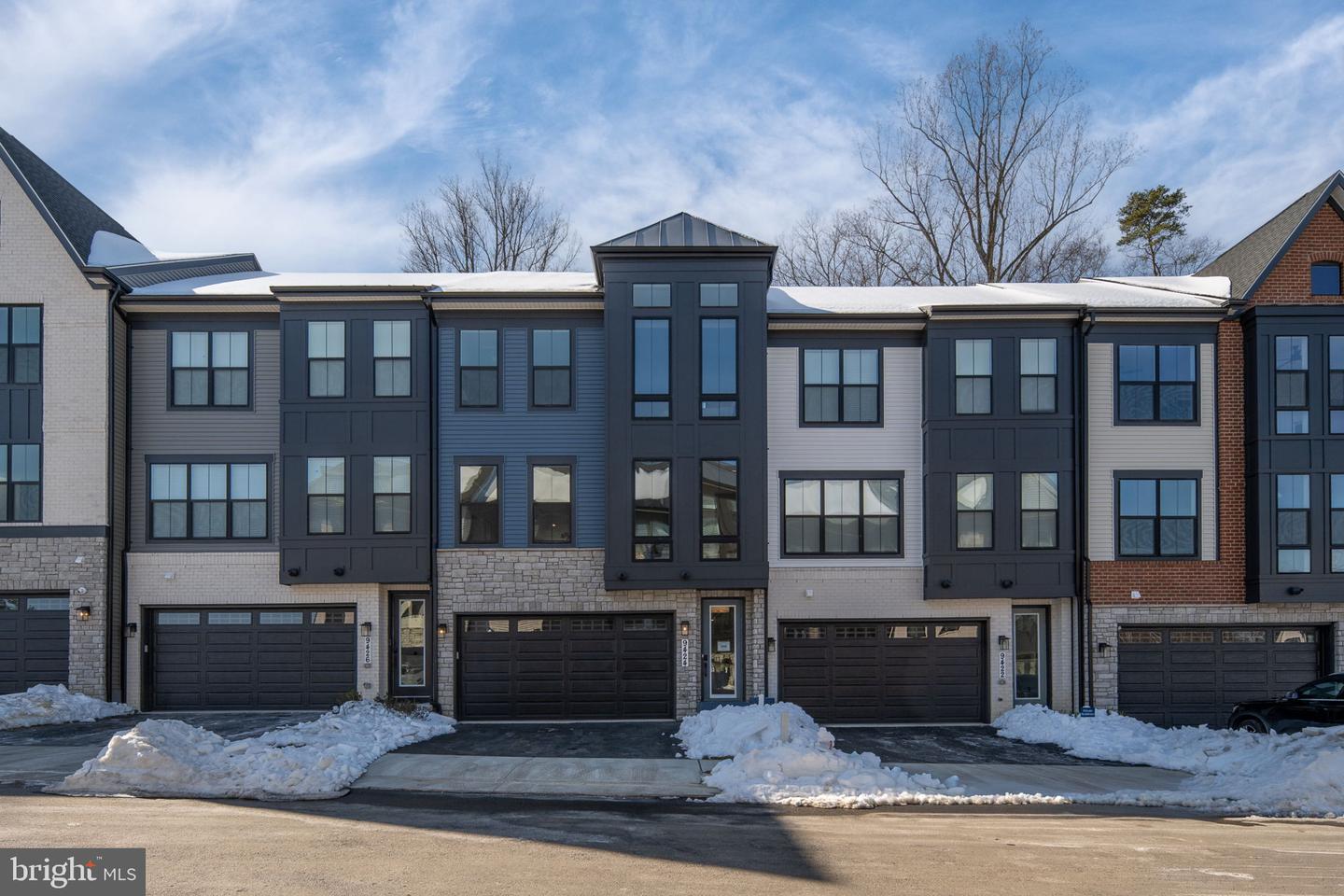 9424 DANDELION DR, LORTON, Virginia 22079, 3 Bedrooms Bedrooms, ,3 BathroomsBathrooms,Residential,For sale,9424 DANDELION DR,VAFX2257550 MLS # VAFX2257550