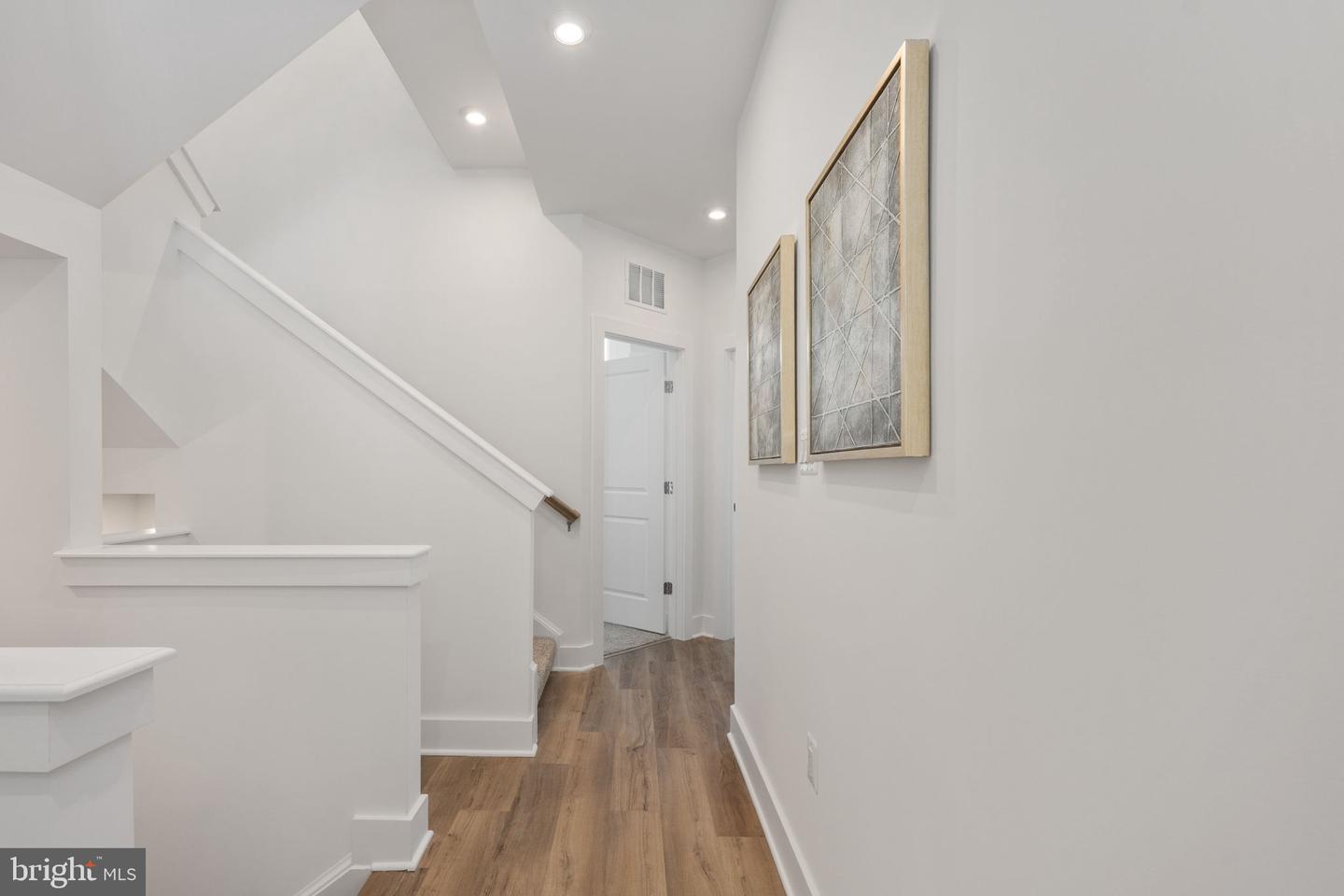 9424 DANDELION DR, LORTON, Virginia 22079, 3 Bedrooms Bedrooms, ,3 BathroomsBathrooms,Residential,For sale,9424 DANDELION DR,VAFX2257550 MLS # VAFX2257550