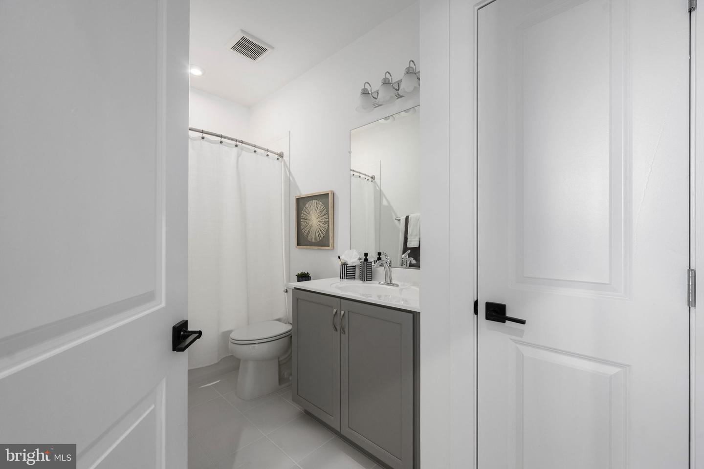 9424 DANDELION DR, LORTON, Virginia 22079, 3 Bedrooms Bedrooms, ,3 BathroomsBathrooms,Residential,For sale,9424 DANDELION DR,VAFX2257550 MLS # VAFX2257550