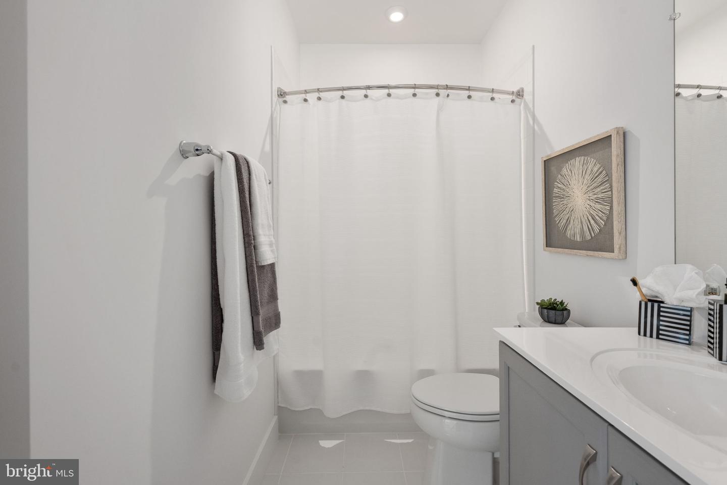 9424 DANDELION DR, LORTON, Virginia 22079, 3 Bedrooms Bedrooms, ,3 BathroomsBathrooms,Residential,For sale,9424 DANDELION DR,VAFX2257550 MLS # VAFX2257550