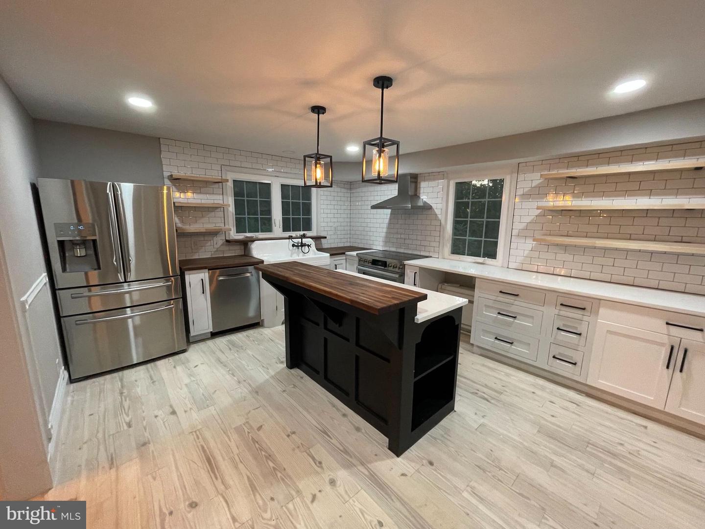 7057 BLACKWELL RD, WARRENTON, Virginia 20187, 3 Bedrooms Bedrooms, ,2 BathroomsBathrooms,Residential,For sale,7057 BLACKWELL RD,VAFQ2017604 MLS # VAFQ2017604