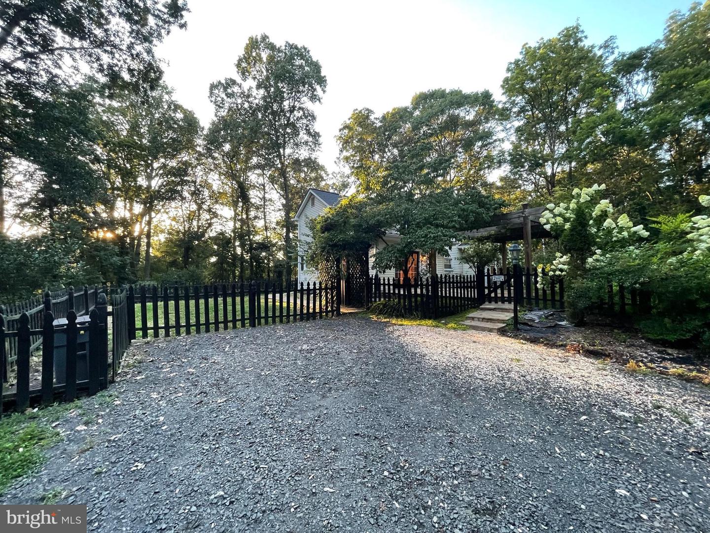 7057 BLACKWELL RD, WARRENTON, Virginia 20187, 3 Bedrooms Bedrooms, ,2 BathroomsBathrooms,Residential,For sale,7057 BLACKWELL RD,VAFQ2017604 MLS # VAFQ2017604
