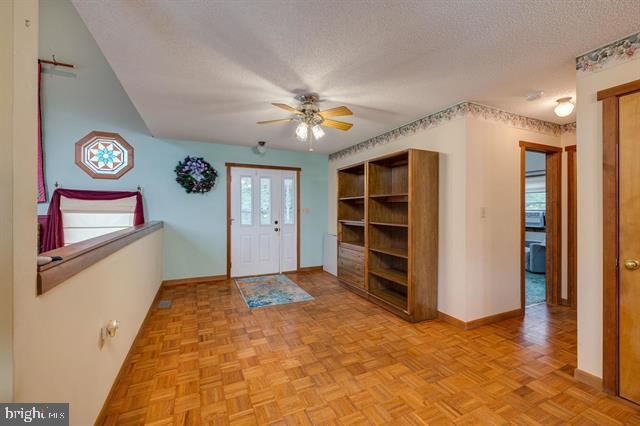 120 BIG OAK DR, LURAY, Virginia 22835, 4 Bedrooms Bedrooms, ,2 BathroomsBathrooms,Residential,For sale,120 BIG OAK DR,VAPA2005170 MLS # VAPA2005170
