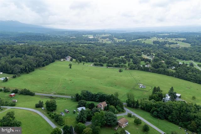 120 BIG OAK DR, LURAY, Virginia 22835, 4 Bedrooms Bedrooms, ,2 BathroomsBathrooms,Residential,For sale,120 BIG OAK DR,VAPA2005170 MLS # VAPA2005170
