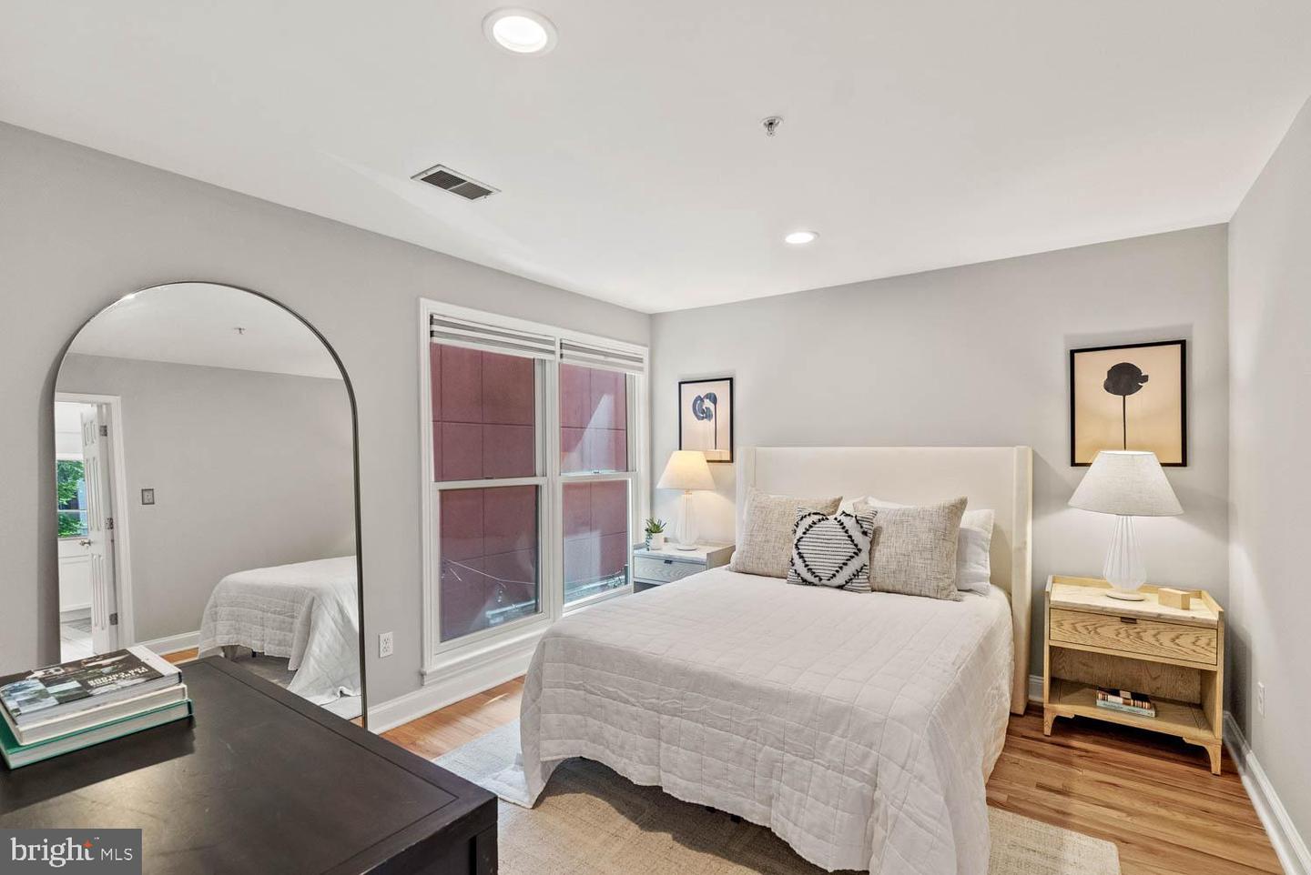 1406 CORCORAN ST NW #D, WASHINGTON, District Of Columbia 20009, 2 Bedrooms Bedrooms, ,2 BathroomsBathrooms,Residential,For sale,1406 CORCORAN ST NW #D,DCDC2212044 MLS # DCDC2212044