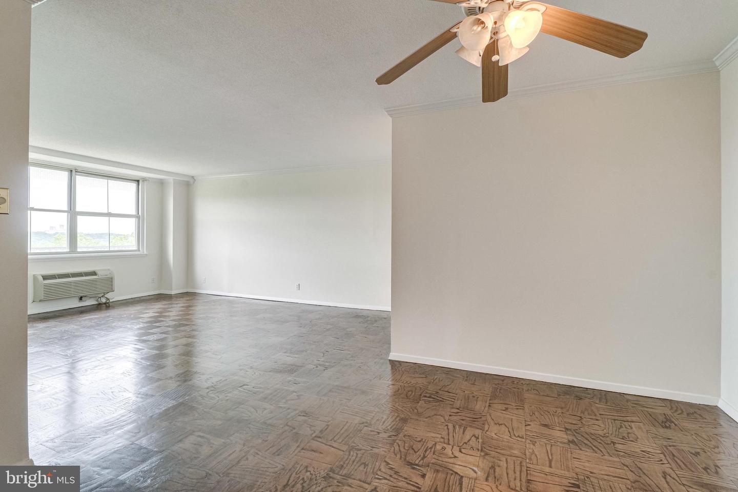 2030 N ADAMS ST #1403, ARLINGTON, Virginia 22201, 2 Bedrooms Bedrooms, ,1 BathroomBathrooms,Residential,For sale,2030 N ADAMS ST #1403,VAAR2061374 MLS # VAAR2061374