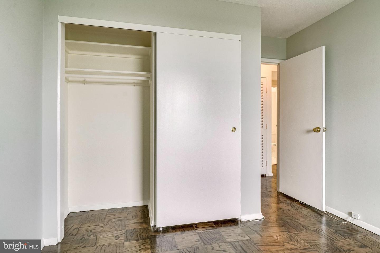 2030 N ADAMS ST #1403, ARLINGTON, Virginia 22201, 2 Bedrooms Bedrooms, ,1 BathroomBathrooms,Residential,For sale,2030 N ADAMS ST #1403,VAAR2061374 MLS # VAAR2061374