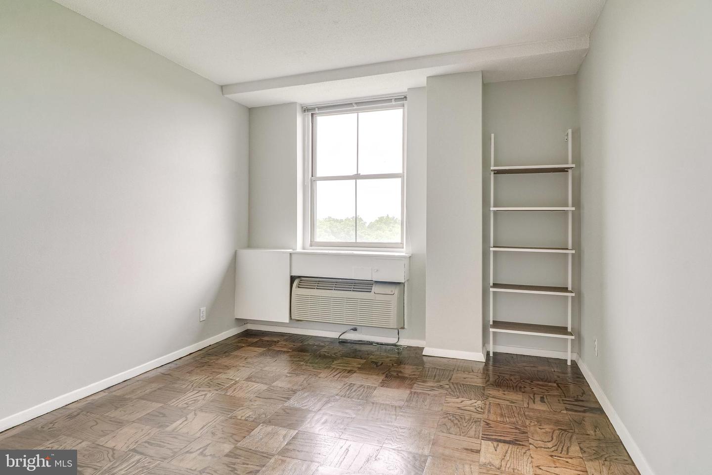 2030 N ADAMS ST #1403, ARLINGTON, Virginia 22201, 2 Bedrooms Bedrooms, ,1 BathroomBathrooms,Residential,For sale,2030 N ADAMS ST #1403,VAAR2061374 MLS # VAAR2061374