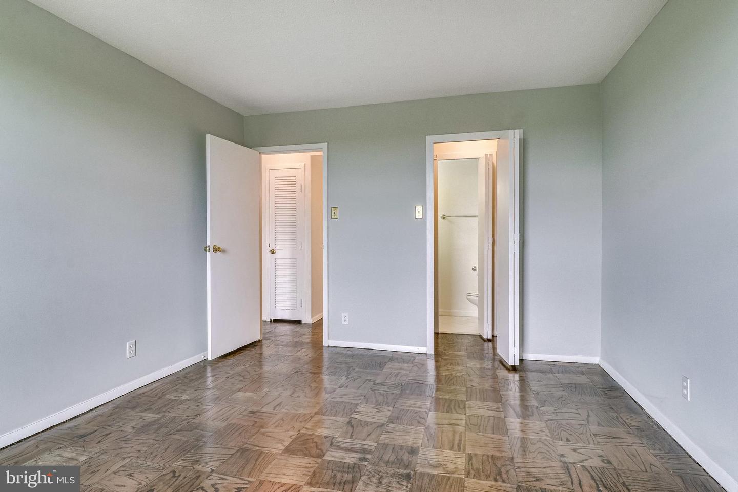 2030 N ADAMS ST #1403, ARLINGTON, Virginia 22201, 2 Bedrooms Bedrooms, ,1 BathroomBathrooms,Residential,For sale,2030 N ADAMS ST #1403,VAAR2061374 MLS # VAAR2061374
