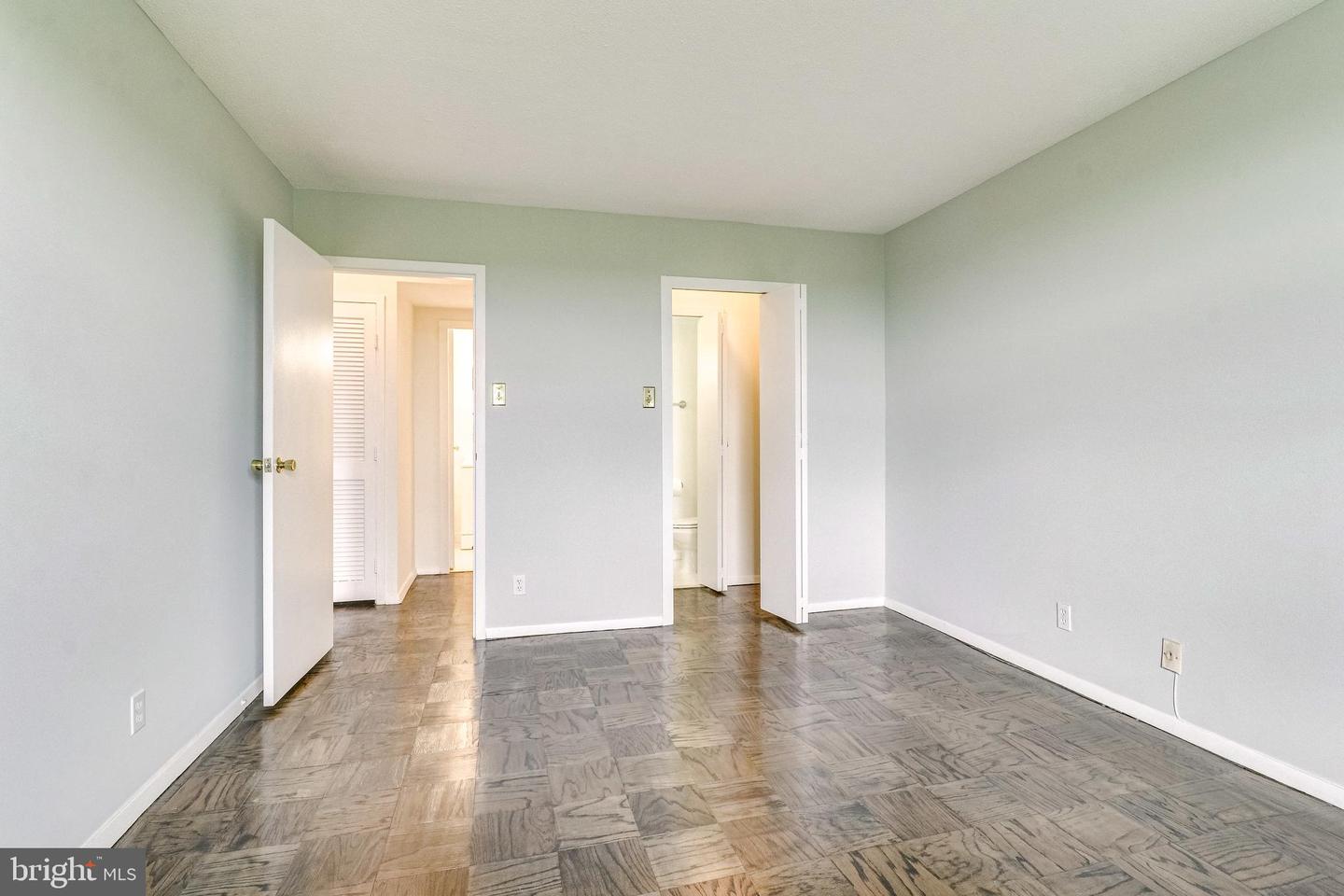 2030 N ADAMS ST #1403, ARLINGTON, Virginia 22201, 2 Bedrooms Bedrooms, ,1 BathroomBathrooms,Residential,For sale,2030 N ADAMS ST #1403,VAAR2061374 MLS # VAAR2061374