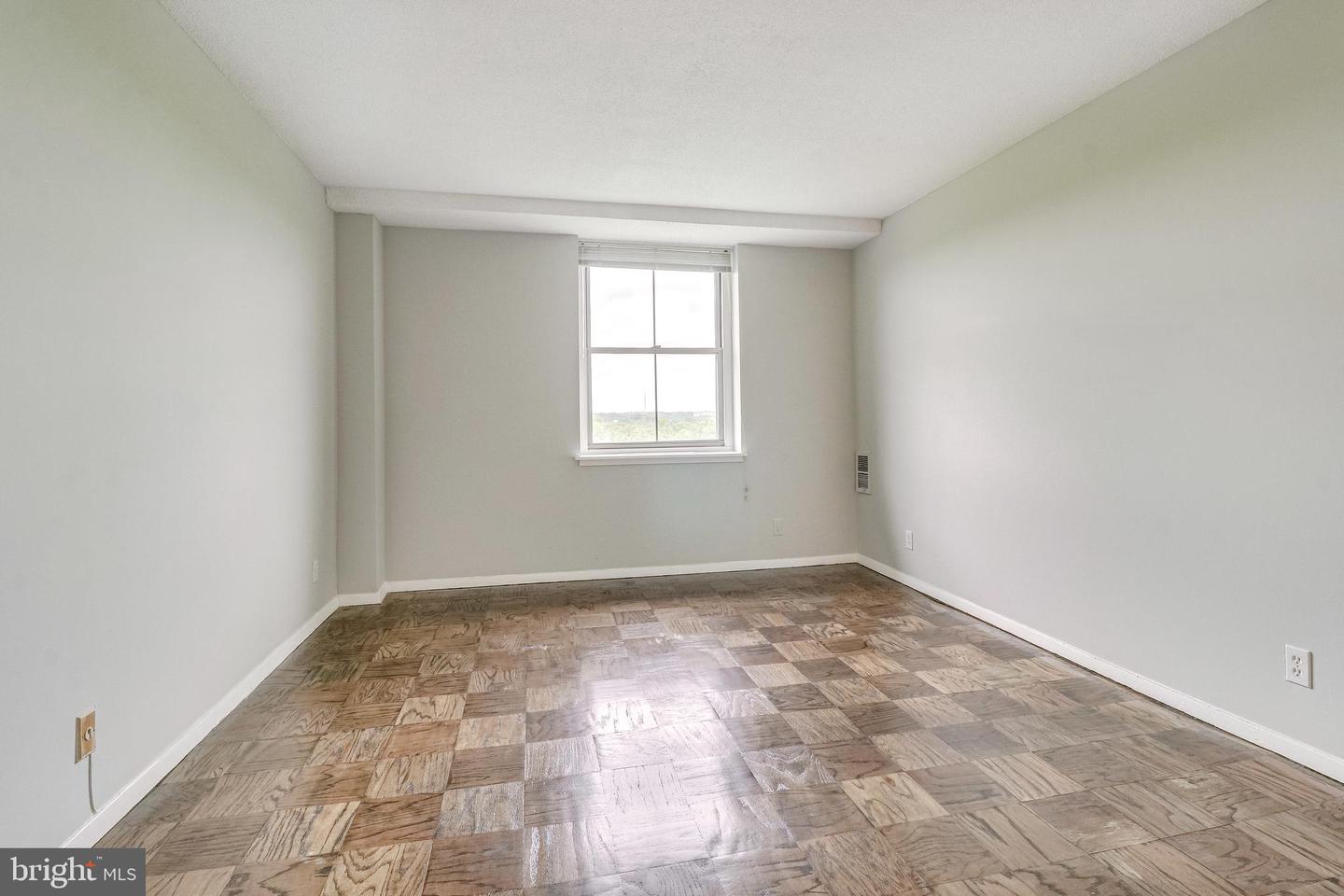 2030 N ADAMS ST #1403, ARLINGTON, Virginia 22201, 2 Bedrooms Bedrooms, ,1 BathroomBathrooms,Residential,For sale,2030 N ADAMS ST #1403,VAAR2061374 MLS # VAAR2061374