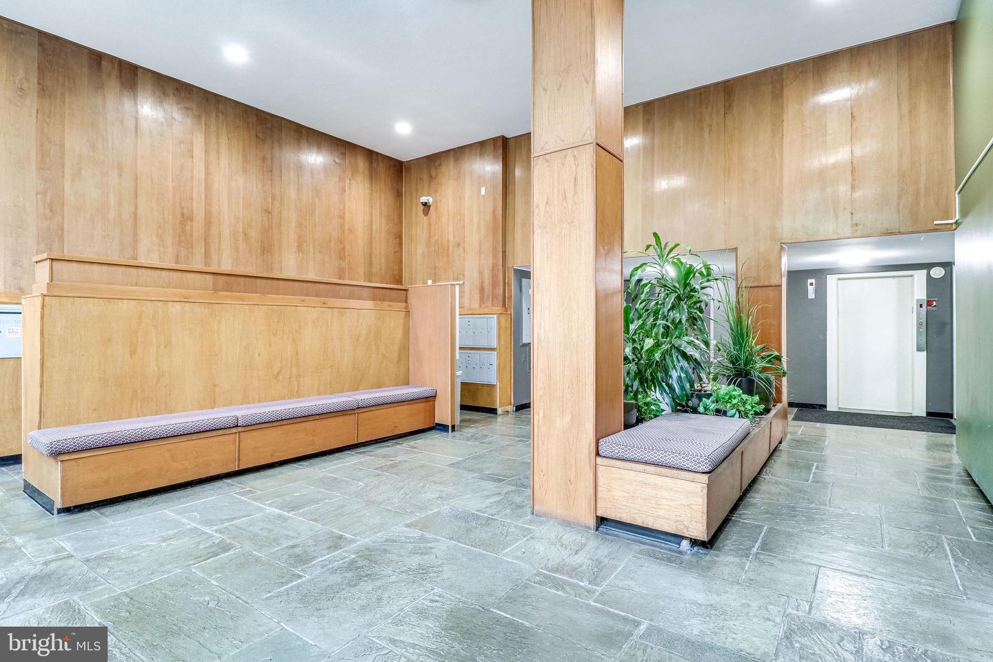 2030 N ADAMS ST #1403, ARLINGTON, Virginia 22201, 2 Bedrooms Bedrooms, ,1 BathroomBathrooms,Residential,For sale,2030 N ADAMS ST #1403,VAAR2061374 MLS # VAAR2061374