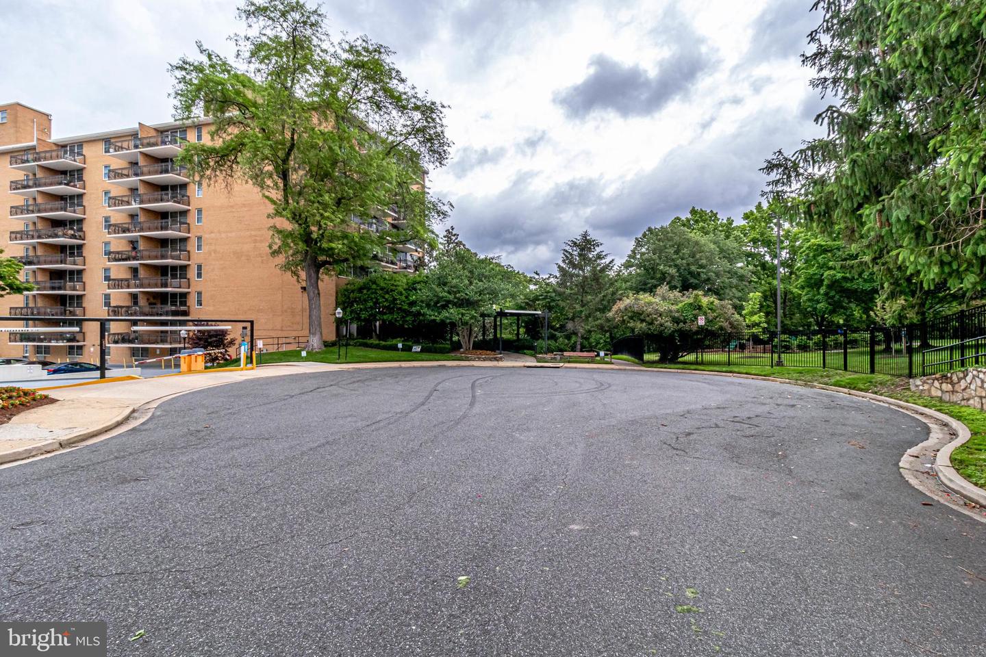 2030 N ADAMS ST #1403, ARLINGTON, Virginia 22201, 2 Bedrooms Bedrooms, ,1 BathroomBathrooms,Residential,For sale,2030 N ADAMS ST #1403,VAAR2061374 MLS # VAAR2061374