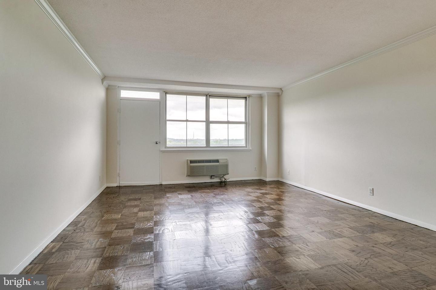 2030 N ADAMS ST #1403, ARLINGTON, Virginia 22201, 2 Bedrooms Bedrooms, ,1 BathroomBathrooms,Residential,For sale,2030 N ADAMS ST #1403,VAAR2061374 MLS # VAAR2061374