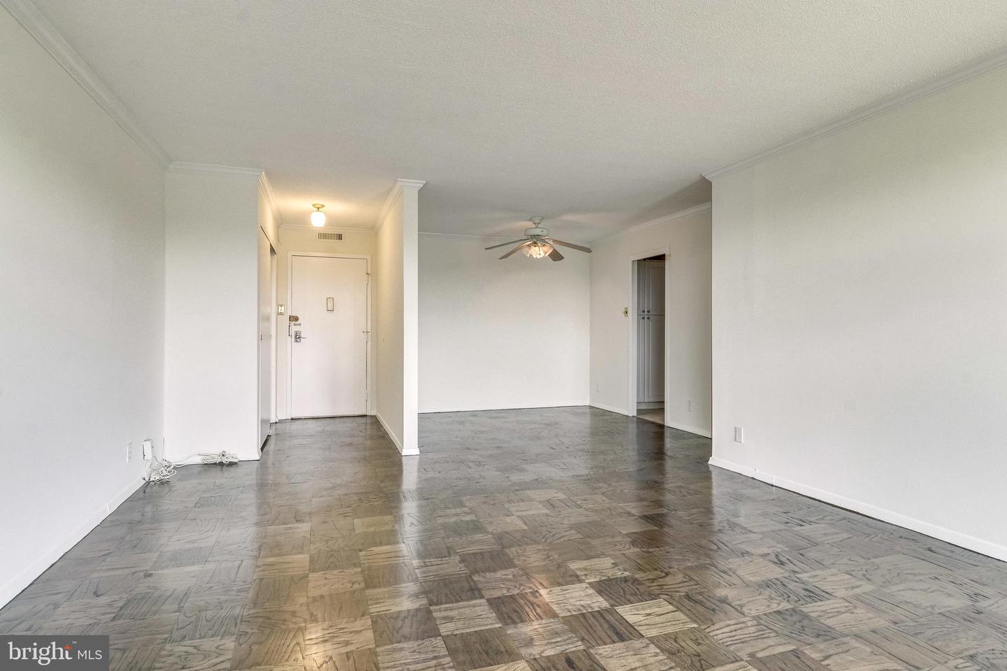 2030 N ADAMS ST #1403, ARLINGTON, Virginia 22201, 2 Bedrooms Bedrooms, ,1 BathroomBathrooms,Residential,For sale,2030 N ADAMS ST #1403,VAAR2061374 MLS # VAAR2061374