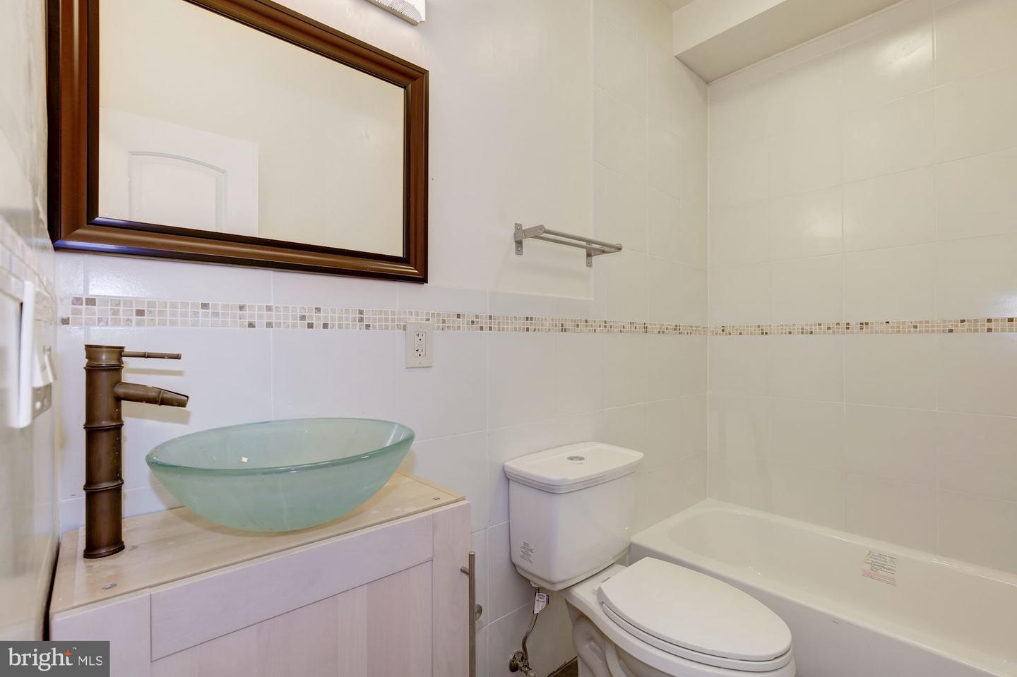 335 H ST NE, WASHINGTON, District Of Columbia 20002, ,Land,For sale,335 H ST NE,DCDC2211970 MLS # DCDC2211970