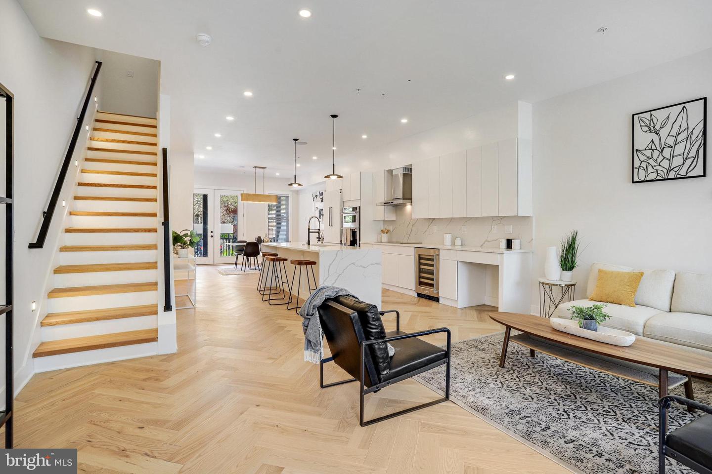 3703 RESERVOIR RD NW, WASHINGTON, District Of Columbia 20007, 5 Bedrooms Bedrooms, ,4 BathroomsBathrooms,Residential,For sale,3703 RESERVOIR RD NW,DCDC2187338 MLS # DCDC2187338