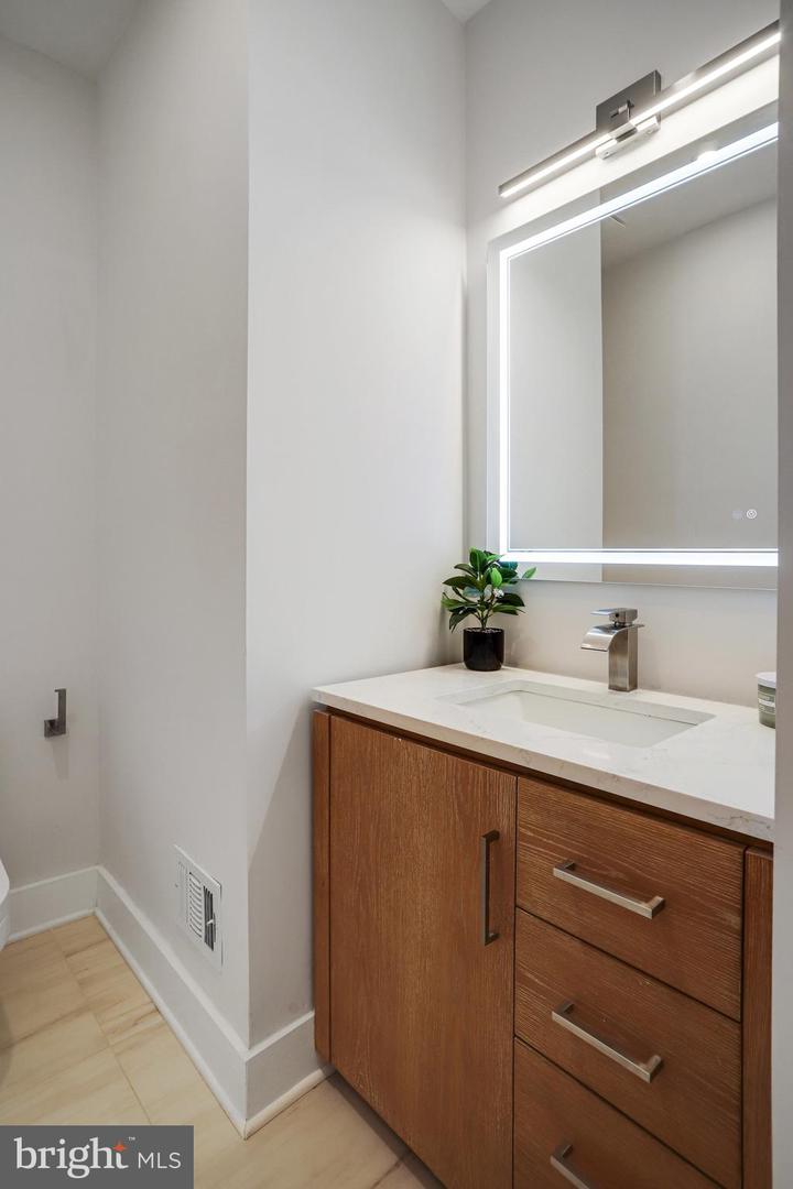 3703 RESERVOIR RD NW, WASHINGTON, District Of Columbia 20007, 5 Bedrooms Bedrooms, ,4 BathroomsBathrooms,Residential,For sale,3703 RESERVOIR RD NW,DCDC2187338 MLS # DCDC2187338