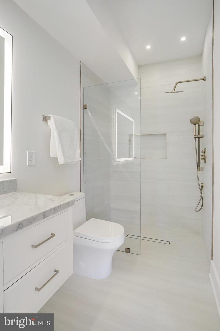 3703 RESERVOIR RD NW, WASHINGTON, District Of Columbia 20007, 5 Bedrooms Bedrooms, ,4 BathroomsBathrooms,Residential,For sale,3703 RESERVOIR RD NW,DCDC2187338 MLS # DCDC2187338