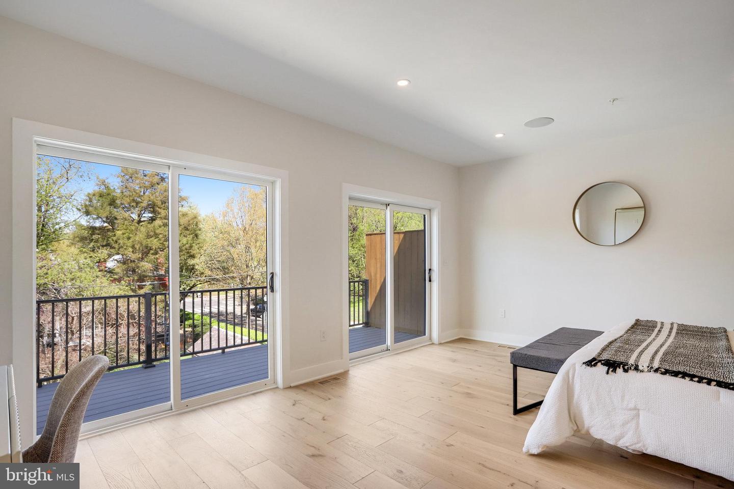 3703 RESERVOIR RD NW, WASHINGTON, District Of Columbia 20007, 5 Bedrooms Bedrooms, ,4 BathroomsBathrooms,Residential,For sale,3703 RESERVOIR RD NW,DCDC2187338 MLS # DCDC2187338