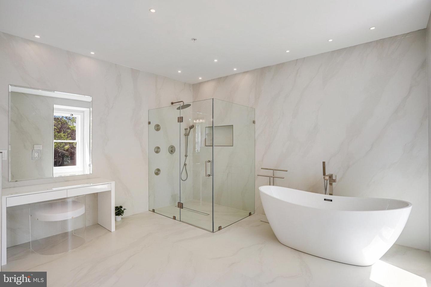 3703 RESERVOIR RD NW, WASHINGTON, District Of Columbia 20007, 5 Bedrooms Bedrooms, ,4 BathroomsBathrooms,Residential,For sale,3703 RESERVOIR RD NW,DCDC2187338 MLS # DCDC2187338