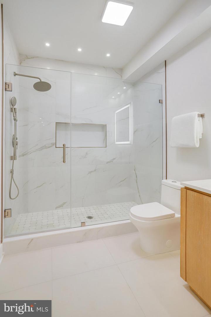 3703 RESERVOIR RD NW, WASHINGTON, District Of Columbia 20007, 5 Bedrooms Bedrooms, ,4 BathroomsBathrooms,Residential,For sale,3703 RESERVOIR RD NW,DCDC2187338 MLS # DCDC2187338