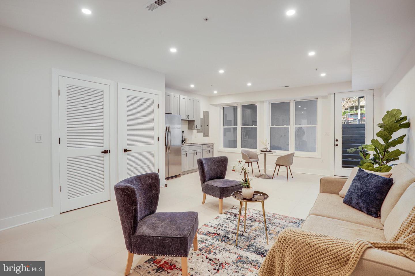 3703 RESERVOIR RD NW, WASHINGTON, District Of Columbia 20007, 5 Bedrooms Bedrooms, ,4 BathroomsBathrooms,Residential,For sale,3703 RESERVOIR RD NW,DCDC2187338 MLS # DCDC2187338