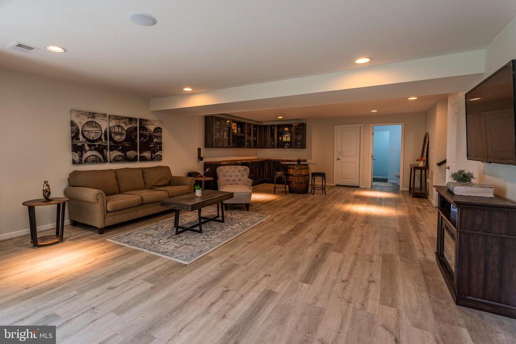 2045 MAGNOLIA CIR, CULPEPER, Virginia 22701, 4 Bedrooms Bedrooms, ,3 BathroomsBathrooms,Residential,2045 MAGNOLIA CIR,VACU2010436 MLS # VACU2010436