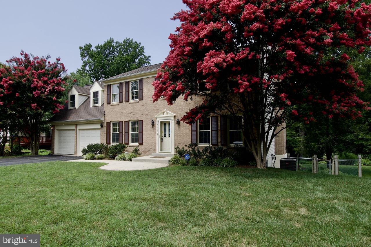 4006 RAINBOW GLEN CT, ANNANDALE, Virginia 22003, 5 Bedrooms Bedrooms, ,3 BathroomsBathrooms,Residential,For sale,4006 RAINBOW GLEN CT,VAFX2230706 MLS # VAFX2230706