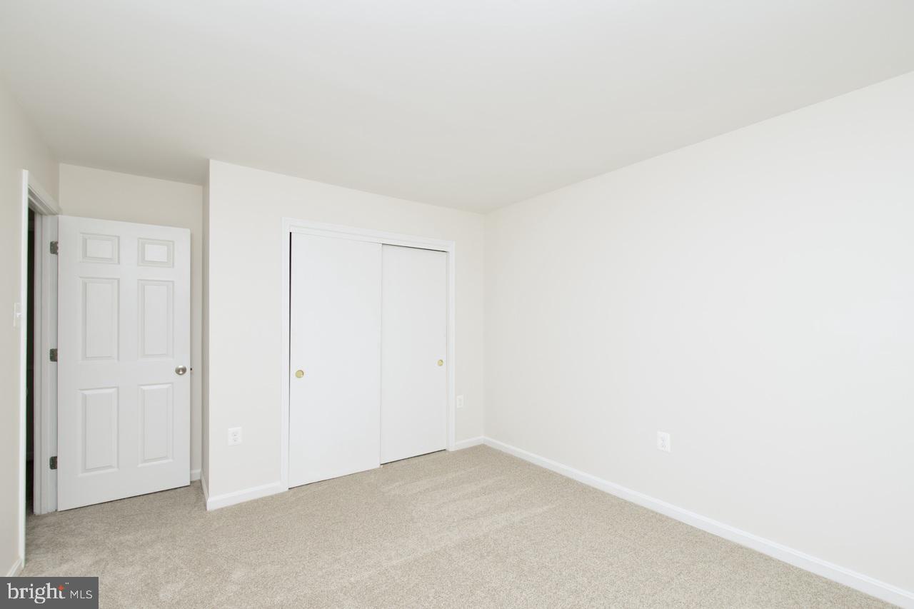 4006 RAINBOW GLEN CT, ANNANDALE, Virginia 22003, 5 Bedrooms Bedrooms, ,3 BathroomsBathrooms,Residential,For sale,4006 RAINBOW GLEN CT,VAFX2230706 MLS # VAFX2230706