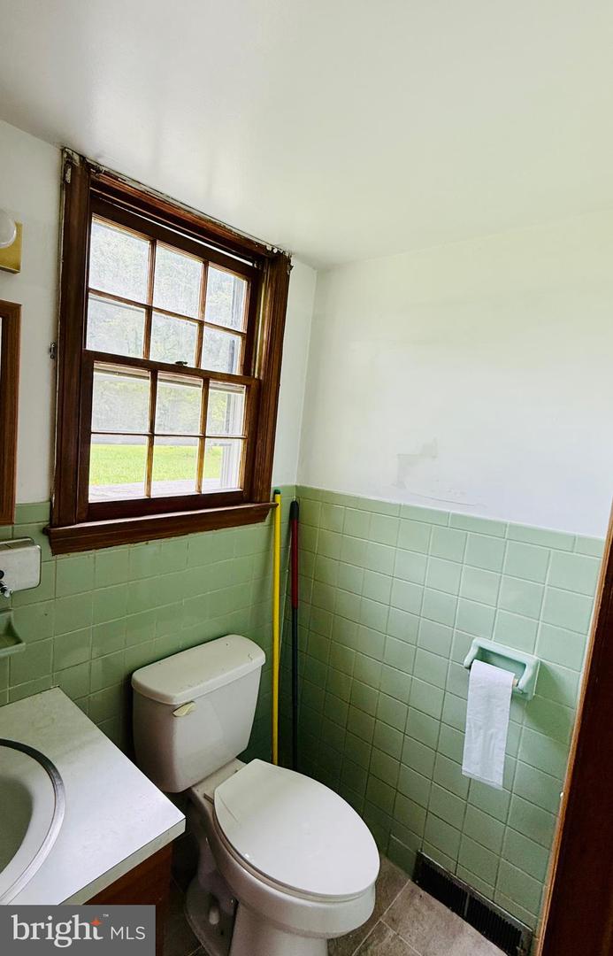 1031 MACDONALD DRIVE, SCOTTSBURG, Virginia 24589, 3 Bedrooms Bedrooms, ,3 BathroomsBathrooms,Residential,For sale,1031 MACDONALD DRIVE,VAHX2000098 MLS # VAHX2000098 1031 MACDONALD DRIVE, SCOTTSBURG, Virginia 24589, 3 Bedrooms Bedrooms, ,3 BathroomsBathrooms,Residential,For sale,1031 MACDONALD DRIVE,VAHX2000098 MLS # VAHX2000098