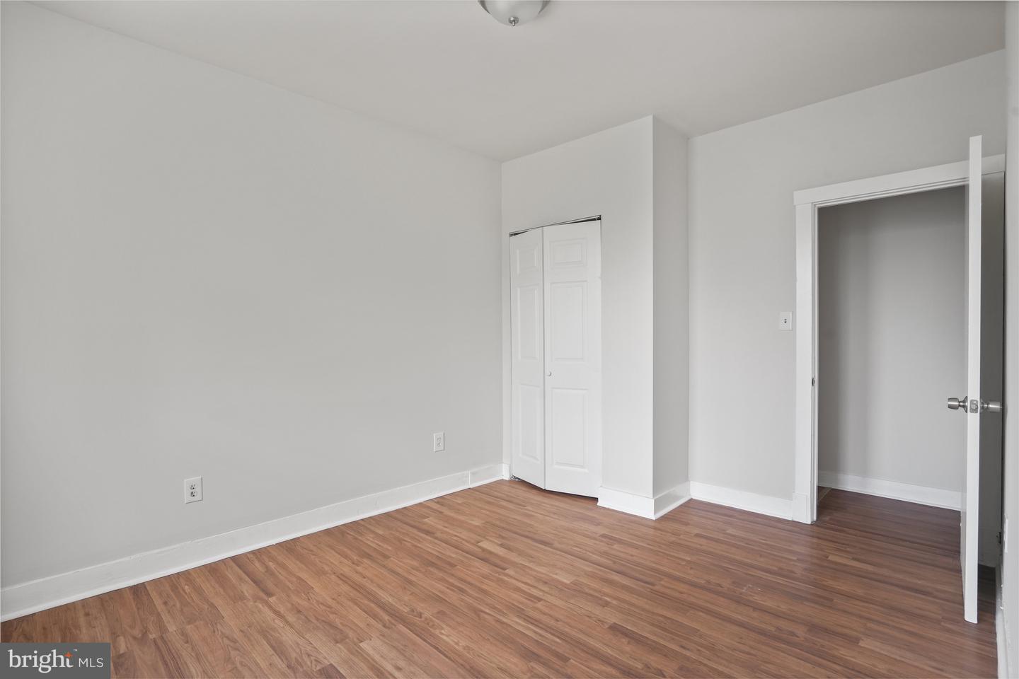 7 18TH ST SE #208, WASHINGTON, District Of Columbia 20003, 2 Bedrooms Bedrooms, ,1 BathroomBathrooms,Residential,For sale,7 18TH ST SE #208,DCDC2201350 MLS # DCDC2201350