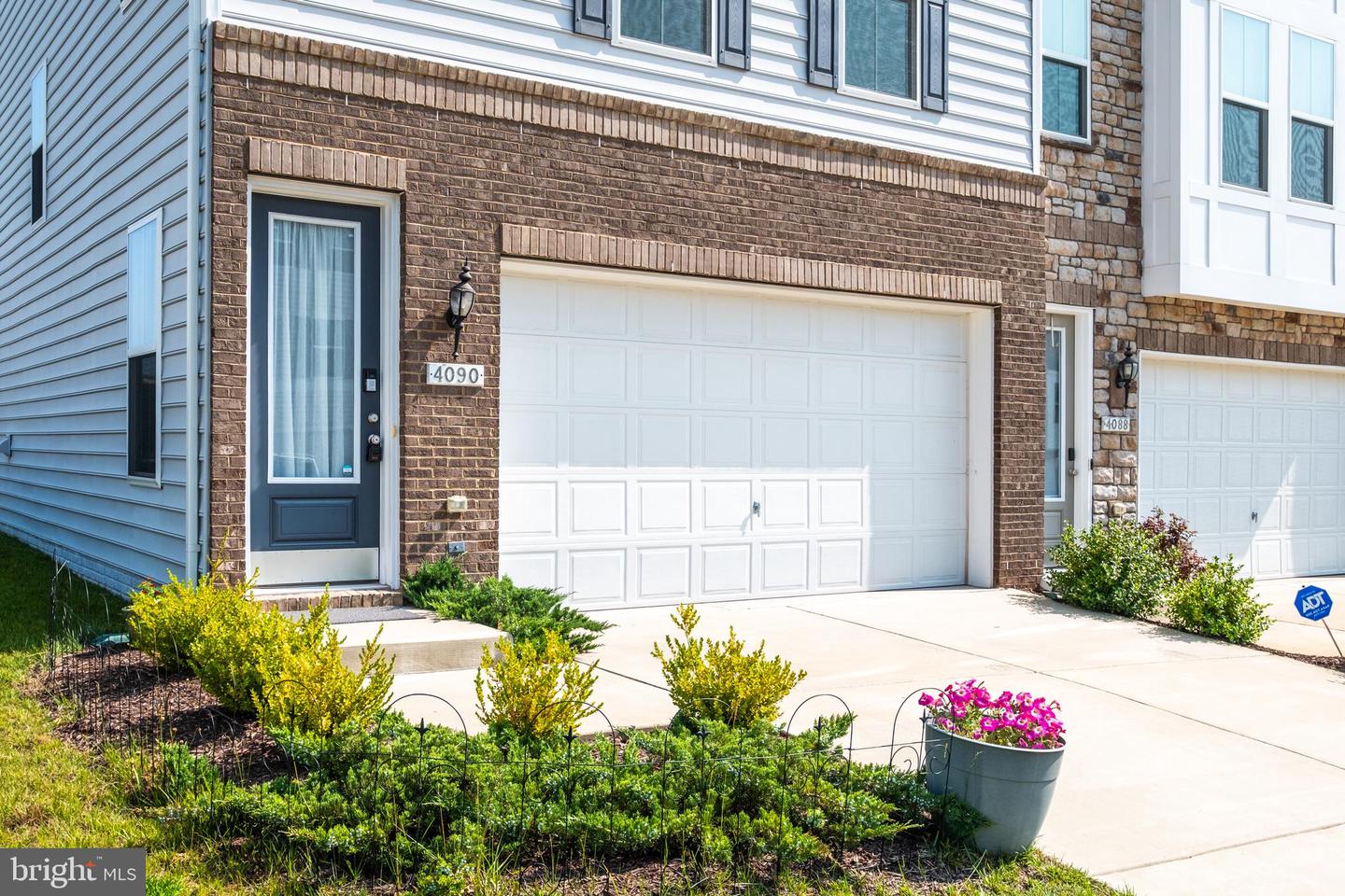 4090 ELIZABETH REED WAY, WOODBRIDGE, Virginia 22192, 4 Bedrooms Bedrooms, ,3 BathroomsBathrooms,Residential,For sale,4090 ELIZABETH REED WAY,VAPW2095906 MLS # VAPW2095906