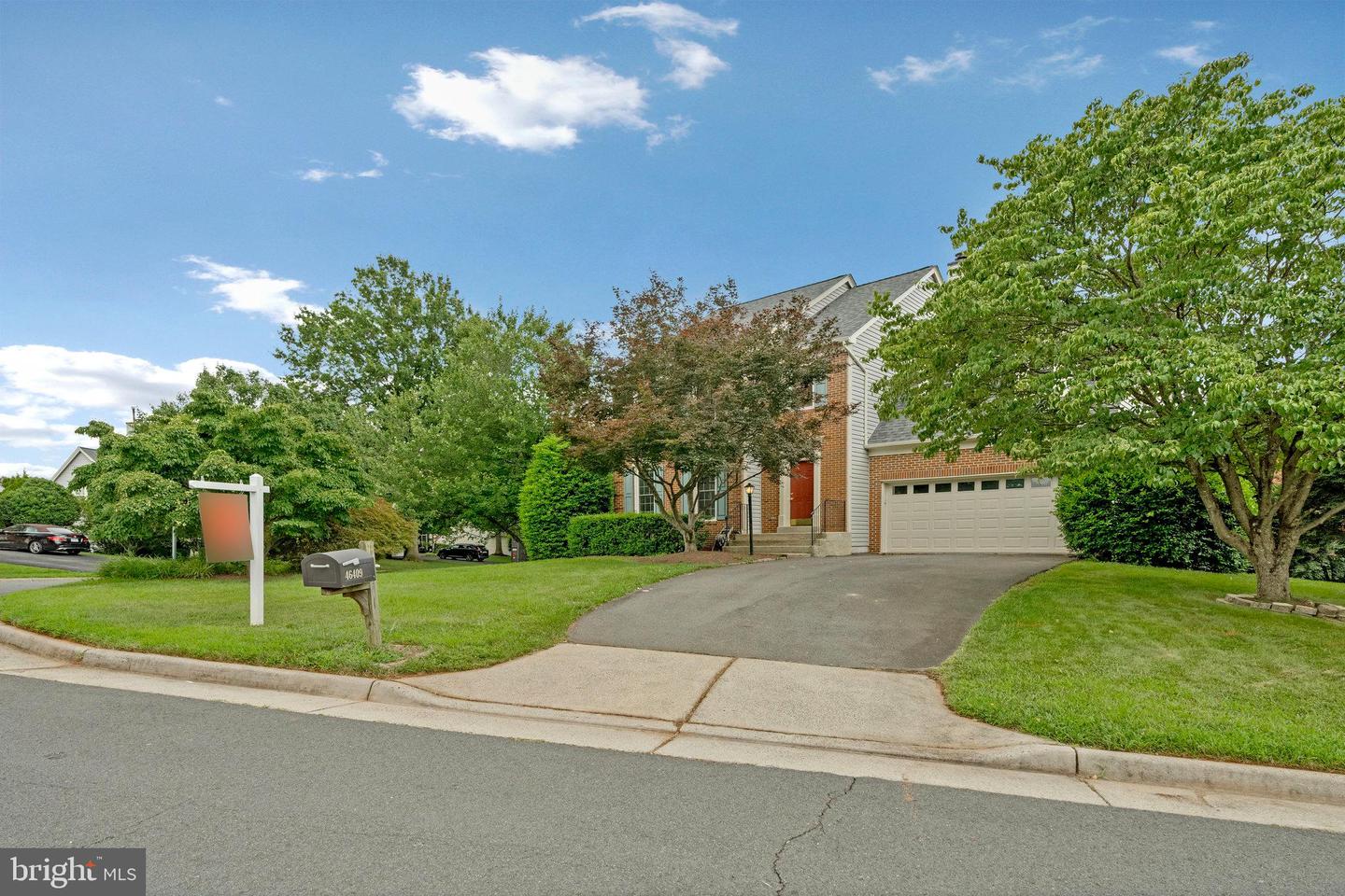 46409 WOODLAKE PL, STERLING, Virginia 20165, 4 Bedrooms Bedrooms, ,2 BathroomsBathrooms,Residential,For sale,46409 WOODLAKE PL,VALO2098558 MLS # VALO2098558