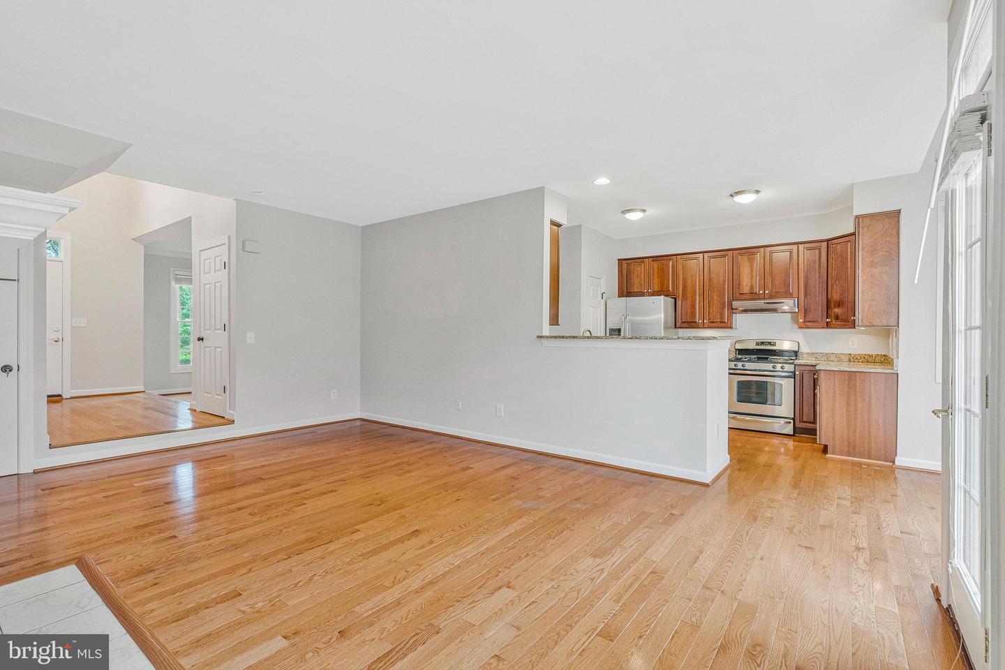 46409 WOODLAKE PL, STERLING, Virginia 20165, 4 Bedrooms Bedrooms, ,2 BathroomsBathrooms,Residential,For sale,46409 WOODLAKE PL,VALO2098558 MLS # VALO2098558