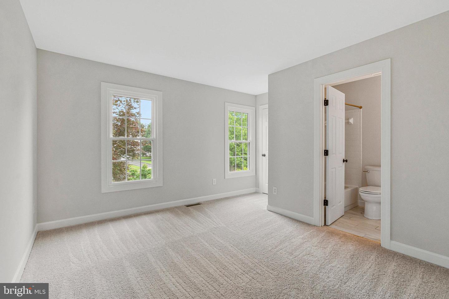 46409 WOODLAKE PL, STERLING, Virginia 20165, 4 Bedrooms Bedrooms, ,2 BathroomsBathrooms,Residential,For sale,46409 WOODLAKE PL,VALO2098558 MLS # VALO2098558