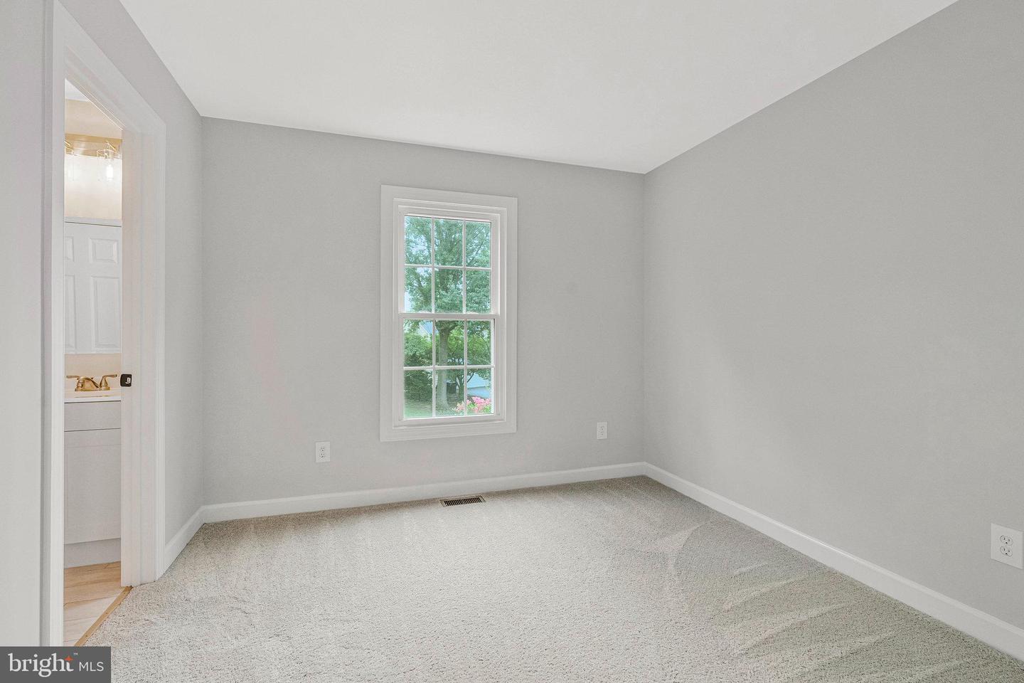 46409 WOODLAKE PL, STERLING, Virginia 20165, 4 Bedrooms Bedrooms, ,2 BathroomsBathrooms,Residential,For sale,46409 WOODLAKE PL,VALO2098558 MLS # VALO2098558