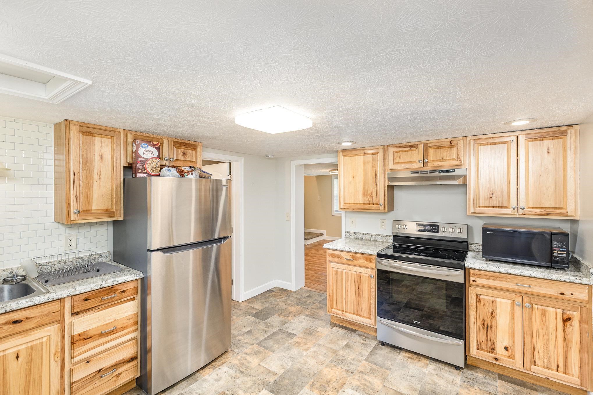 406 6TH ST, LURAY, Virginia 22835, 3 Bedrooms Bedrooms, ,1 BathroomBathrooms,Residential,406 6TH ST,667129 MLS # 667129