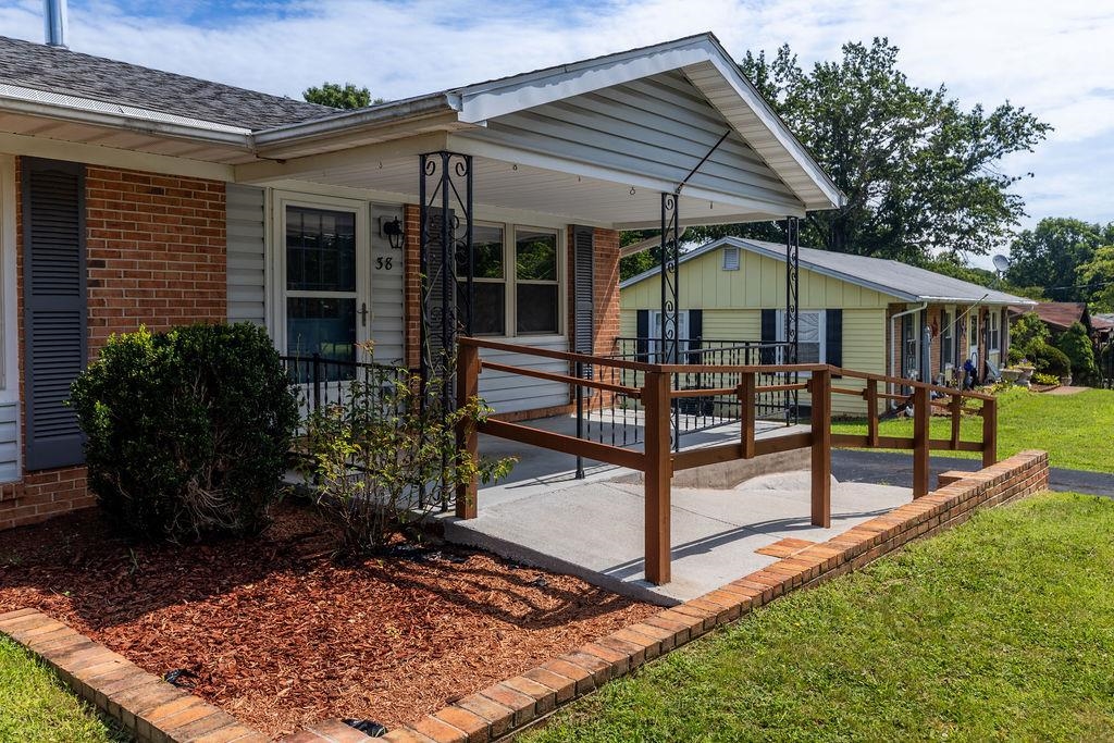 38 GREENBRIAR LN, STUARTS DRAFT, Virginia 24477, 3 Bedrooms Bedrooms, ,1 BathroomBathrooms,Residential,38 GREENBRIAR LN,667132 MLS # 667132